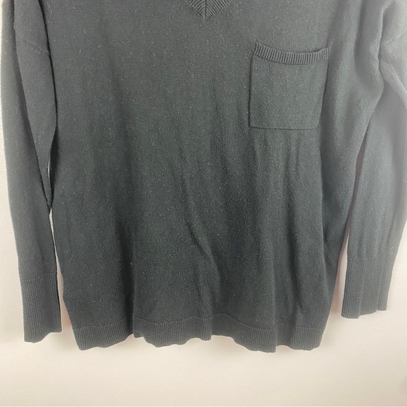 Eddie Bauer Black V Neck Long Sleeve Cotton Sweater Small - Picture 5 of 10